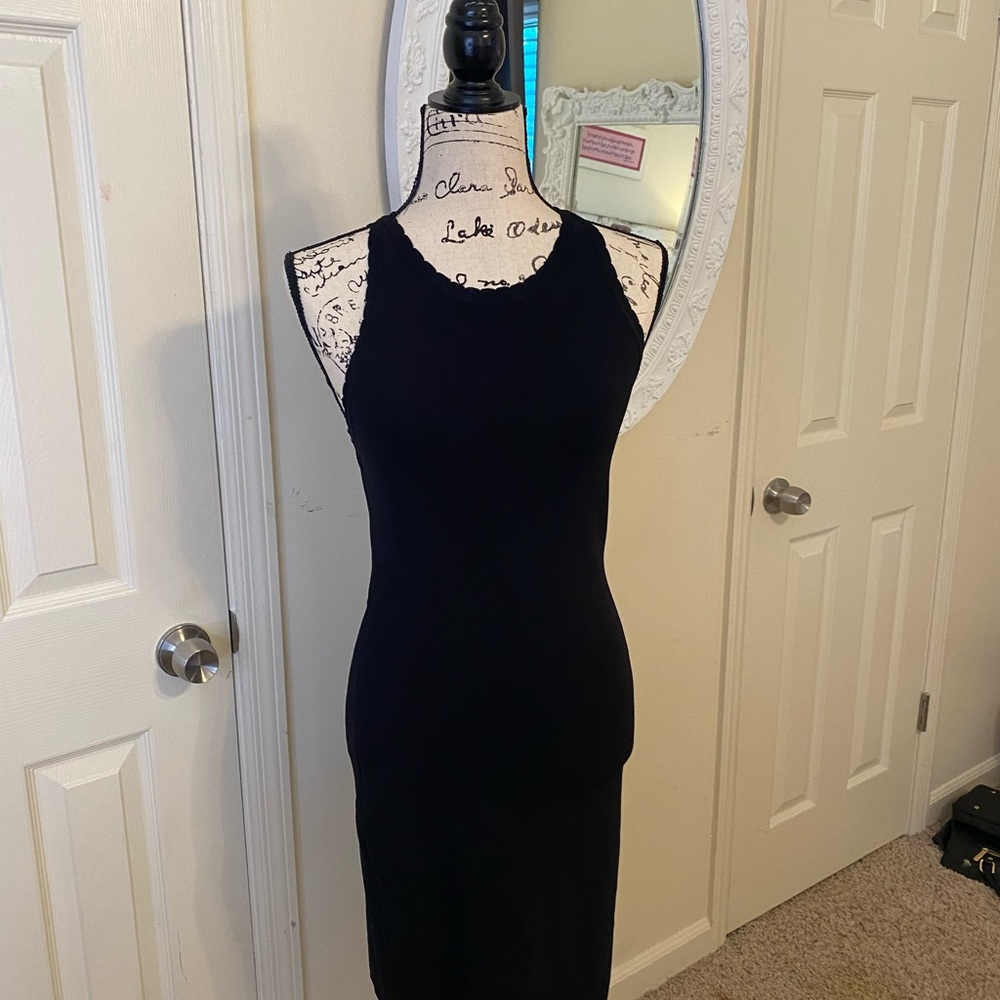 Dress - Picture 3 of 4